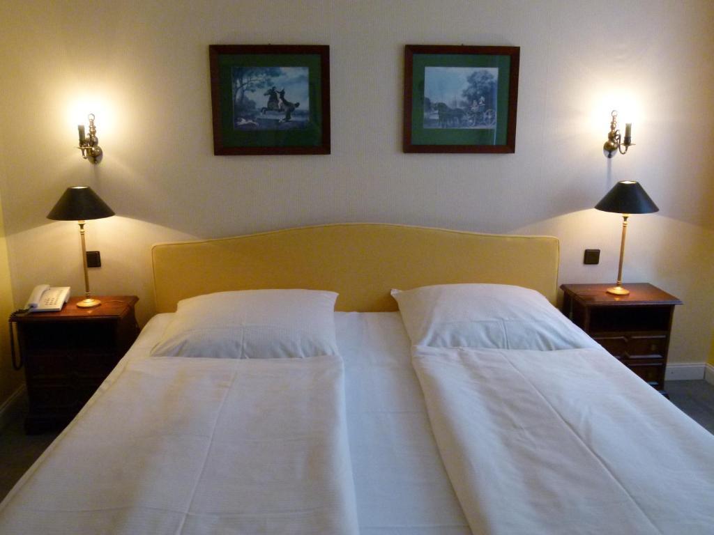 Schoekel'S Hotel Und Restaurant Elze Стая снимка